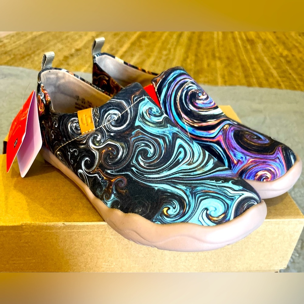 NWT Uin Van Gogh Starry Night Slip on Canvas Washable Women’s Size 7.5 (38)